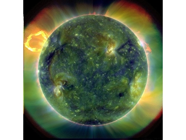 美太空總署太陽動力觀測衛星拍攝的太陽細節照片，顯示人肉眼看不到的太陽內部的運行景象。(翻攝自中新網)