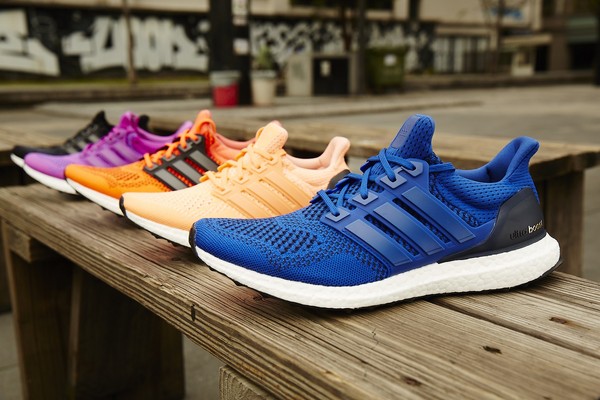 adidas动能跑鞋Ultra BOOST新色上市 结合科技