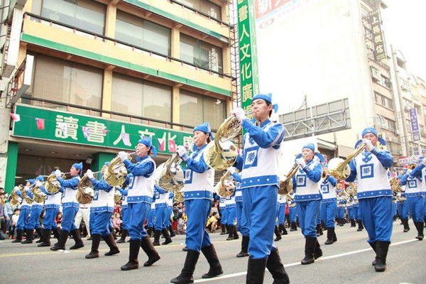 人口文化广场_图1:俯瞰人口文化广场-潘集区架河镇 美丽小镇迸发活力 绿色经