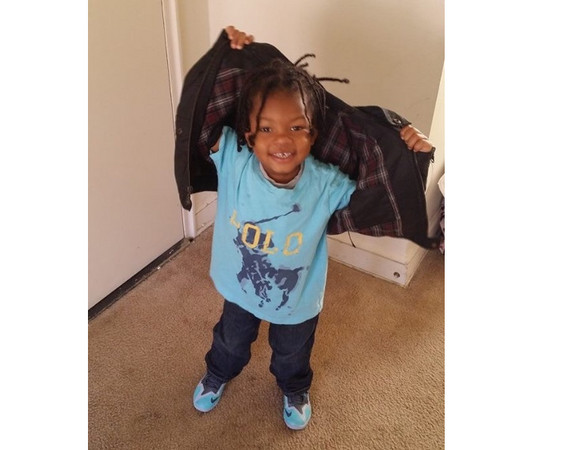 3岁男童死在秋千上 父亲:监护权判给我本能避