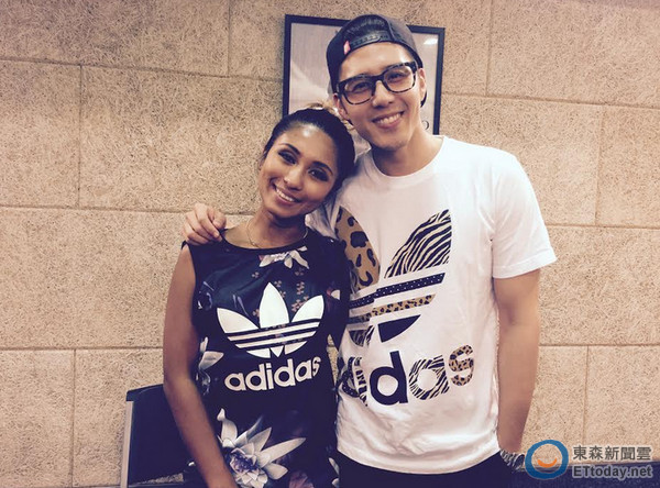 「昌鸿」搅局个唱取消! 香奈儿与胡宇威飙歌看