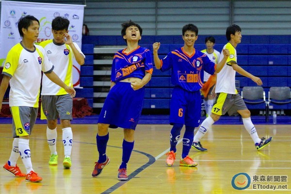 企业五人足\/让比赛更好看 立青泰国佣兵即刻救