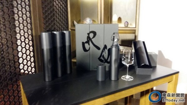 日本足球明星中田英寿 打造新台币3万余元的 