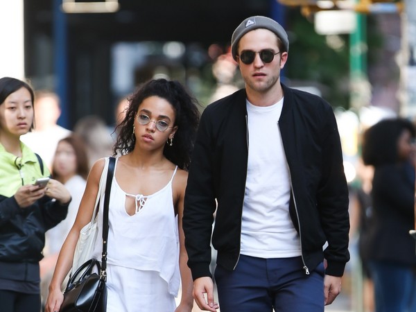 暮光男婚姻恐告吹 被爆和fka twigs没联络