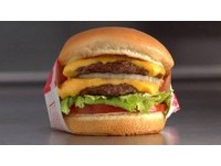 IN-N-OUT Burger再來台快閃　4/7早上11點開賣