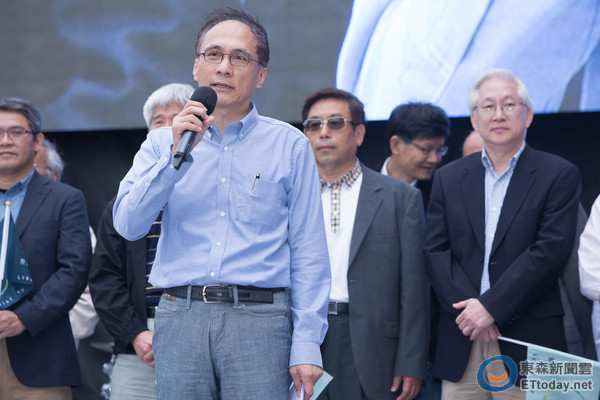 朱立伦呛无九二共识如何维持现状 蔡英文重申