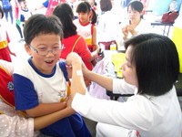 公費流感疫苗10月擴大施打　學生在校園接種全「免費」