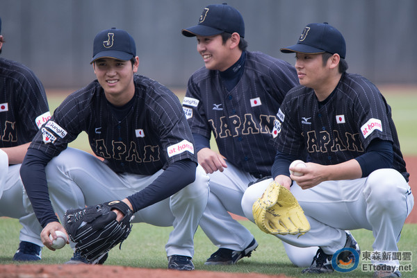 大谷翔平,松井裕树哥俩好 站一起现「最萌身高差」