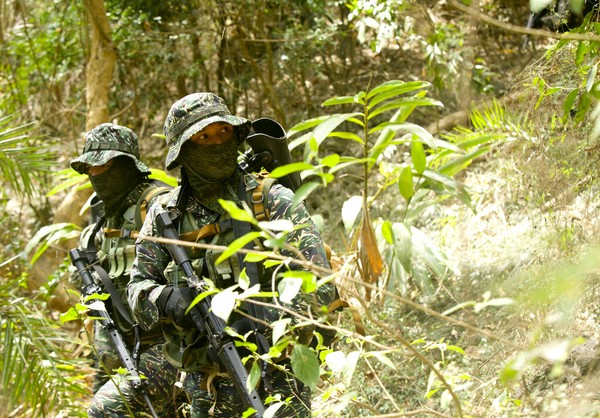 例行3000公尺跑步训练 海军陆战队上校惊传暴