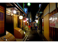 京都深夜找食去！古樸日式風小巷弄「先斗町」
