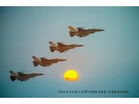 F16戰機七星潭衝場！迎接2016東海岸第1道曙光
