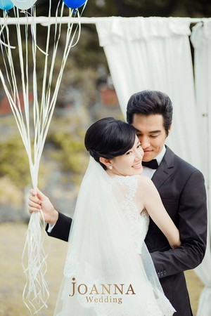 蓝正龙婚礼 被任务职员震憾的秘密:没架子又小劳勃持毒赦宥知心