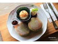 台南日式風早午餐　烤鮭魚飯糰、宇治金時抹茶厚鬆餅