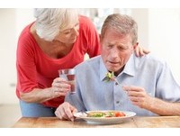 老人健康怎麼顧？專家：減少白飯量...增加兩大類食物