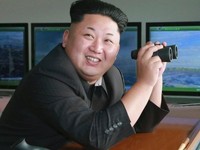 金正恩連5年獲北韓最佳穿著　神話再添一筆！