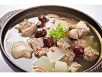 好冷喔！台北神旺伯品廊推出羊肉爐、薑母鴨及燉雞湯