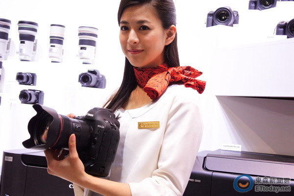 CP+ 2016\/Canon EOS-1DX Mark II 动手玩 | | E