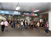 東門站通車後上班首日　台北車站人潮少1至成