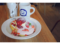 來自日本的特調配方　季節限定的粉紅系「草莓鬆餅」