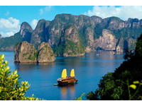 奪命美景下龍灣　每年都有遊客沈船喪命