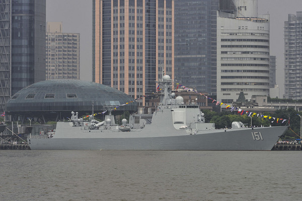 东海舰队151号郑州舰(052c型驱逐舰).(图/翻摄自维基百科)