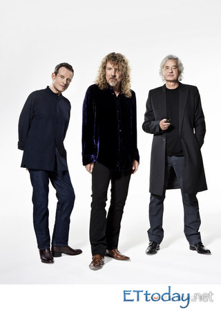 齐柏林飞船重现经典传奇 摇滚登台银幕秀当年