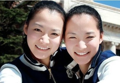 <em>北京</em>清大<em>双胞胎姐妹</em>花走红 全能表现被封「清