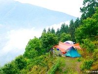 大自然裡的冷氣房！環繞在山嵐美景裡的新竹露營地