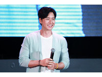 朴海鎮變「千面情報員」　神秘腹黑切換多重身分