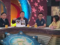 名醫花4萬買名牌包送女友　惹媽媽不爽吵架1個月