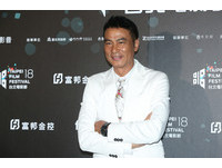 因「香港國語」沒封帝！　任達華大器回：觀眾喜歡就好