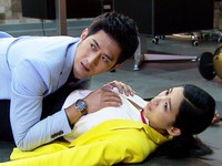 簡宏霖「襲女神胸」被虧福利多！林可彤笑：放心摸