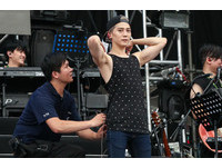 獨家／Bii演唱會彩排曝光！　手臂炸出二頭肌熱跳組曲