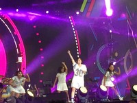 直擊／羅小白峇里島秀「鼓技」　嗨翻音樂節全場一起搖