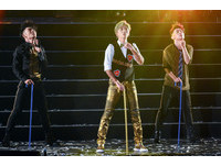 Bii彈吉他飆高音爆雞皮！CUE歌迷唱歌甜讚：很好聽耶～