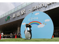 東京免費拍照新景點！「Suica的企鵝廣場」新宿啟用