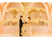 12張圖看陳妍希皇宮婚禮!羞曝2人初吻地點「在商場」