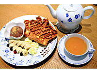 台北精緻瓷器咖啡廳！酥脆金黃的皇后鬆餅