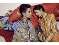 陳妍希婚後首發文　甜謝陳曉「要一起牽手走下去啦！」