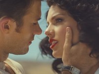 天菜男神拍MV被經紀人勸阻　「不要當泰勒絲的玩偶！」