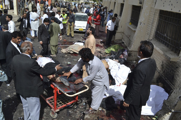 巴基斯坦醫院爆炸63死！ 法界人士遭槍擊身亡 | 文章內置圖片