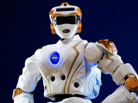 NASA百萬美金徵選上火星的AI機器人「超Robonaut 5」