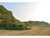 盜採砂石成獨特風景！林口祕密景點公路旁竟有「大峽谷」