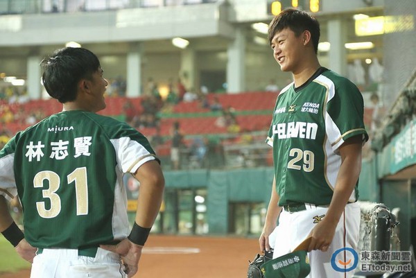 影\/中职初登板超紧张 王玉谱嚼口香糖纾压 | ET