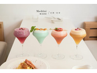台北調飲小餐館　夢幻漸層色彩的果汁調酒！