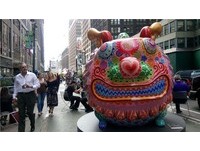 台灣藝術品登陸紐約！　洪易「動物嘉年華」在百老匯街頭