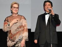 梅莉史翠普現身日本東京影展　首相安倍晉三緊張示好