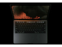Macbook Pro Touch Bar續航被爆灌水,僅有6小時!