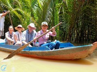 手搖船愜意欣賞湄公河美景　這3樣行程越南自由行必玩