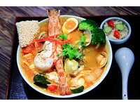 台北一個人也可以吃的泰式料理　無敵海鮮酸辣湯河粉